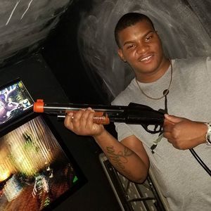 Meet your Posher, Chris